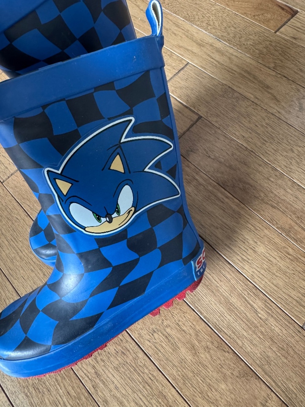 Rain boots